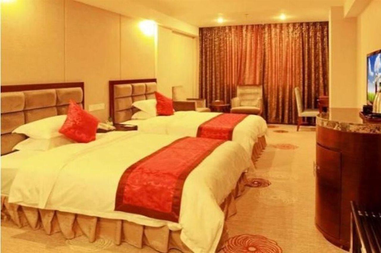 Langzhong Grand Hotel Shahepu Bagian luar foto