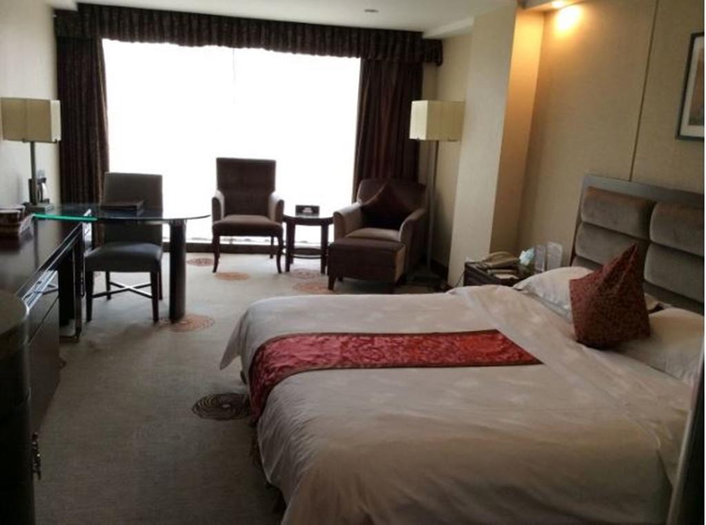 Langzhong Grand Hotel Shahepu Bagian luar foto