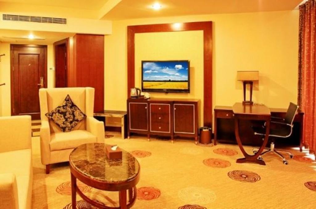 Langzhong Grand Hotel Shahepu Bagian luar foto
