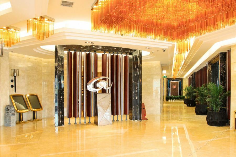 Langzhong Grand Hotel Shahepu Bagian luar foto
