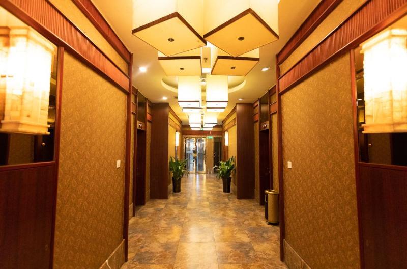 Langzhong Grand Hotel Shahepu Bagian luar foto
